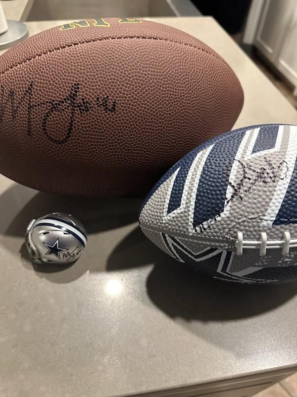 Malik Jefferson Signed Dallas Cowboys Mini Helmet